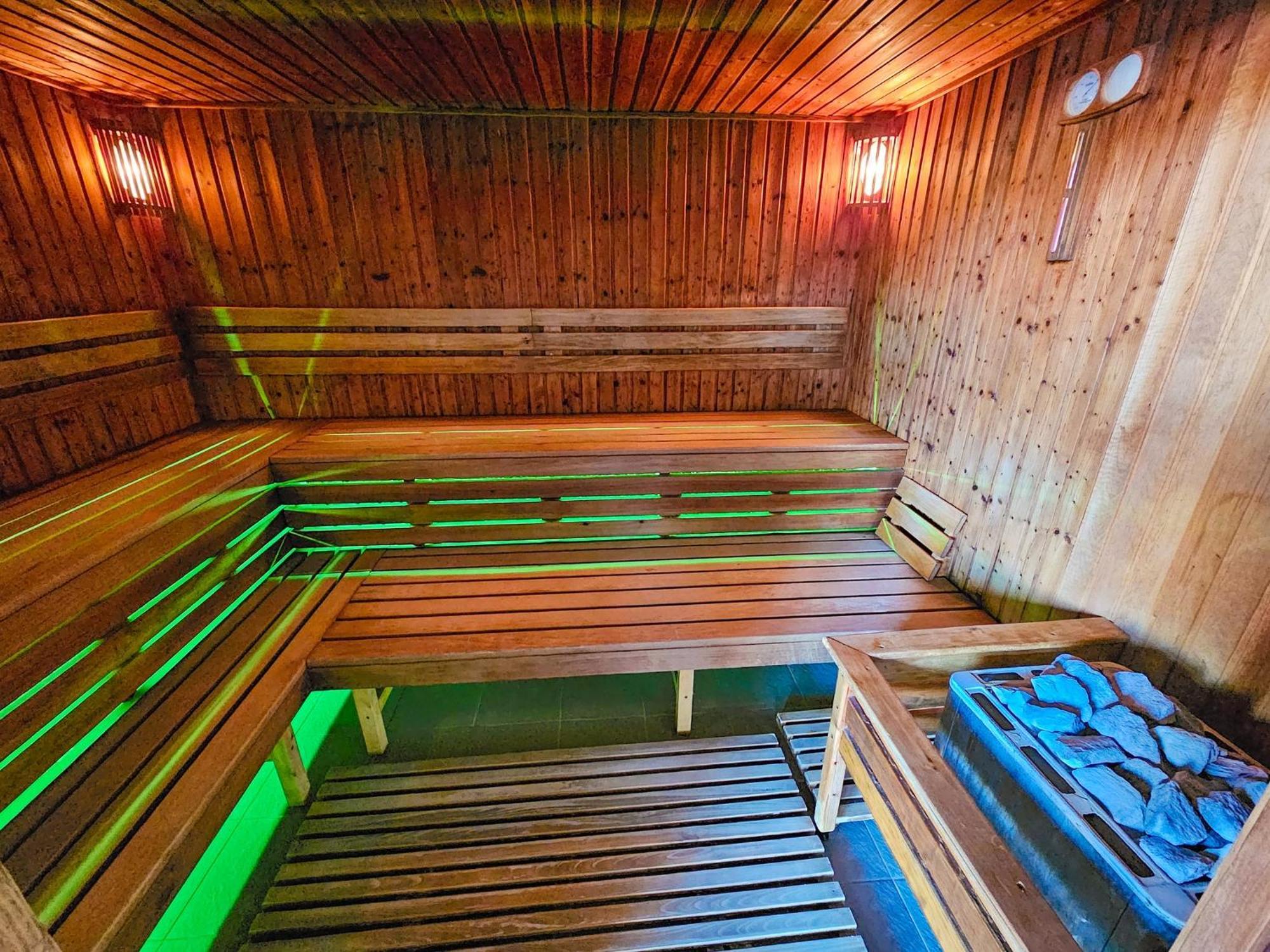 Apartamento Harmonia Vendeghaz 100 Meterre Az Igali Gyogyfuerdotol Exterior foto