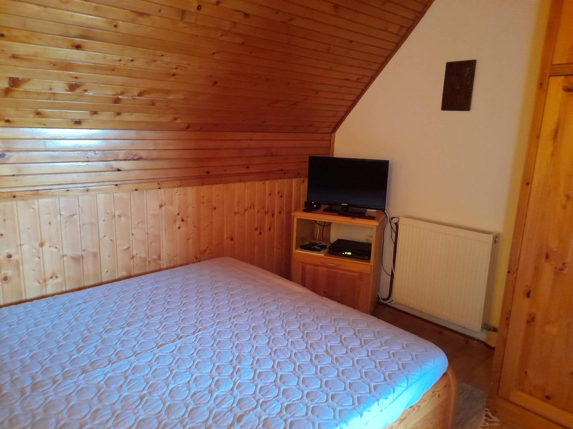 Apartamento Harmonia Vendeghaz 100 Meterre Az Igali Gyogyfuerdotol Exterior foto